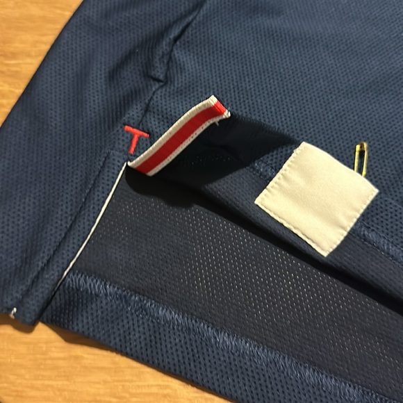 Tracksmith Van Cortlandt Kit - Picture 5 of 9